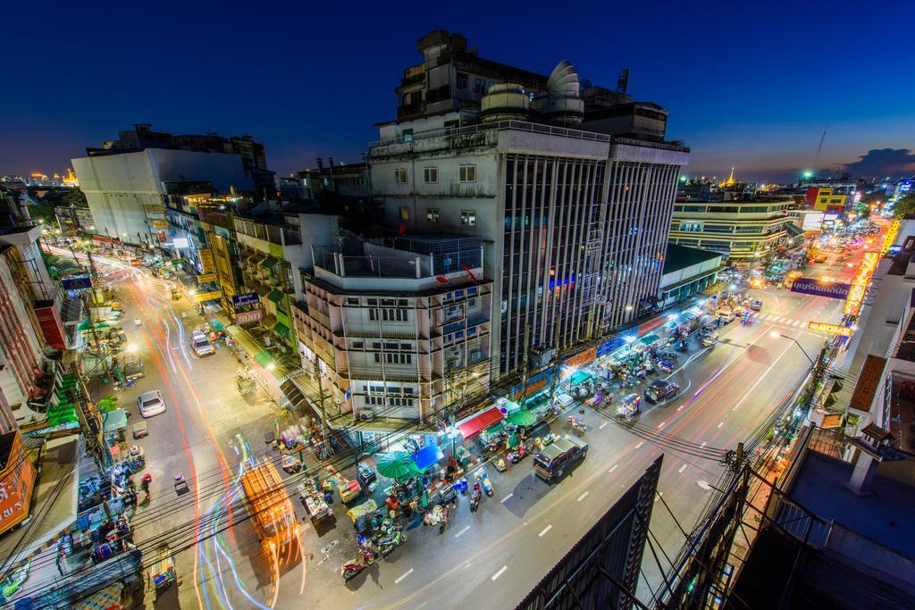 Warm White Hostel Bangkok Extérieur photo